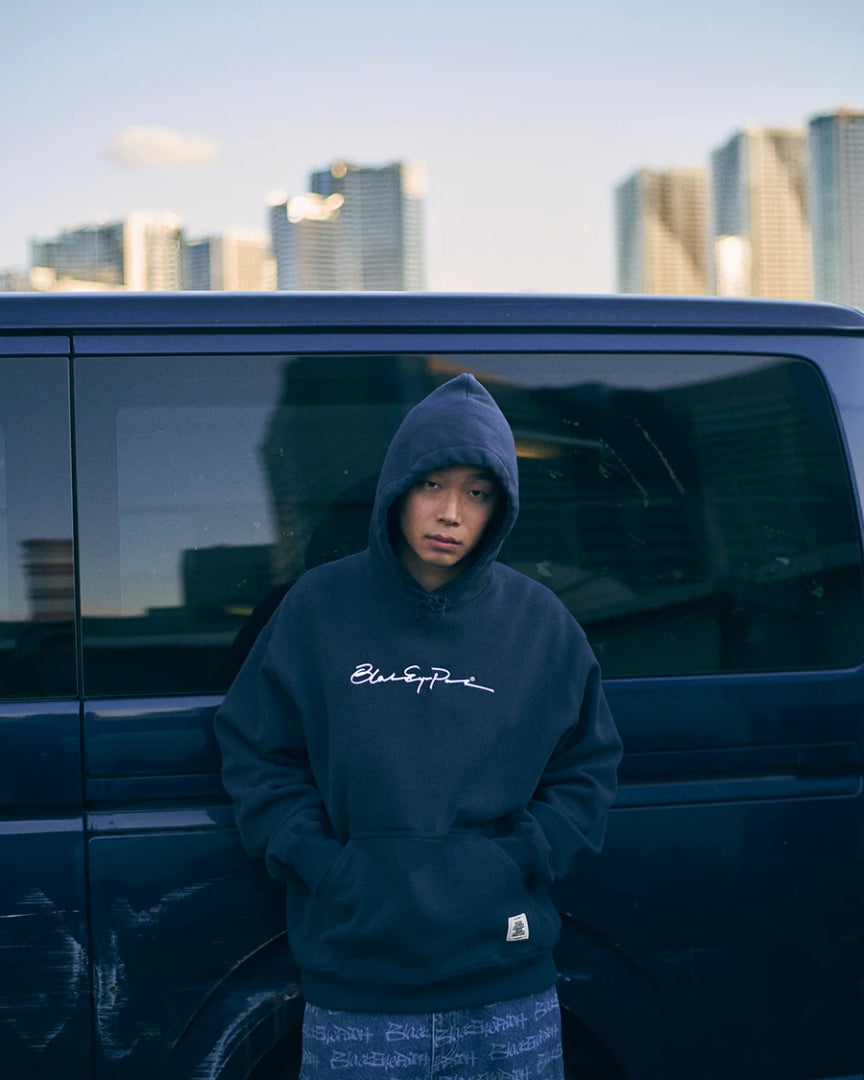 即納！【BLACK EYE PATCH】AUTOGRAPH LOGO HOODIE BEPFW24CS02_03_BLK_1200x1200.