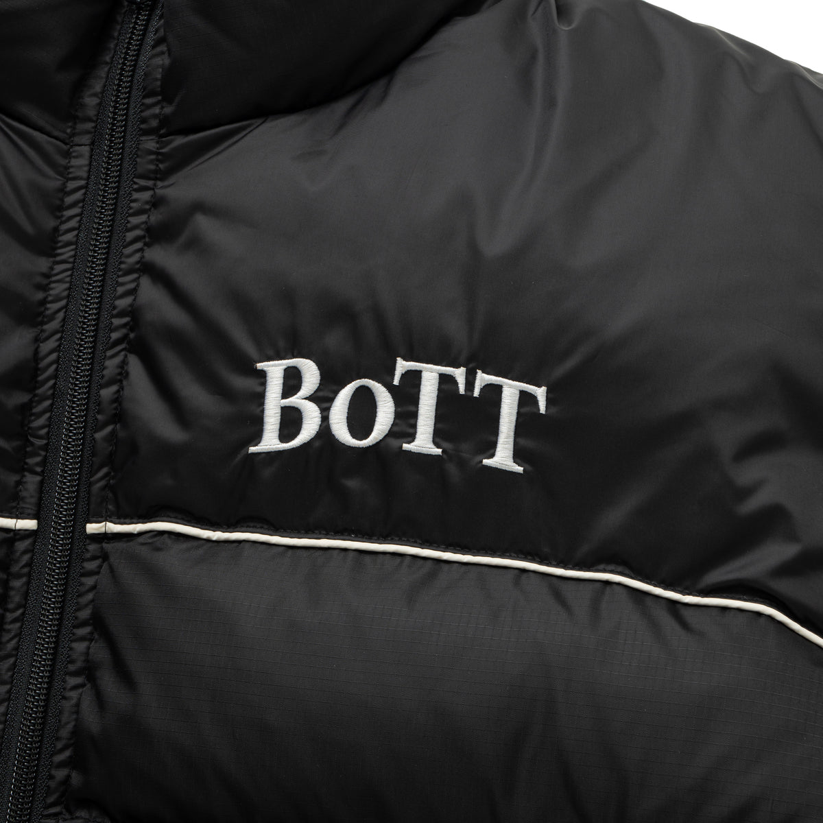 BoTT B Logo Down Jacket ボットのオンライン通販 | HYBRYDS ONLINE STORE