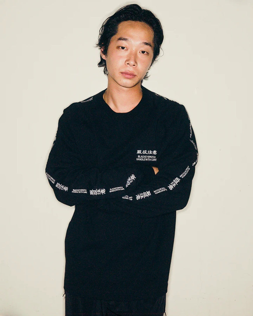 Black Eye Patch HWC EMBROIDERED RAGLAN L/S TEE ブラックアイパッチのオンライン通販 | HYBRYDS  ONLINE STORE