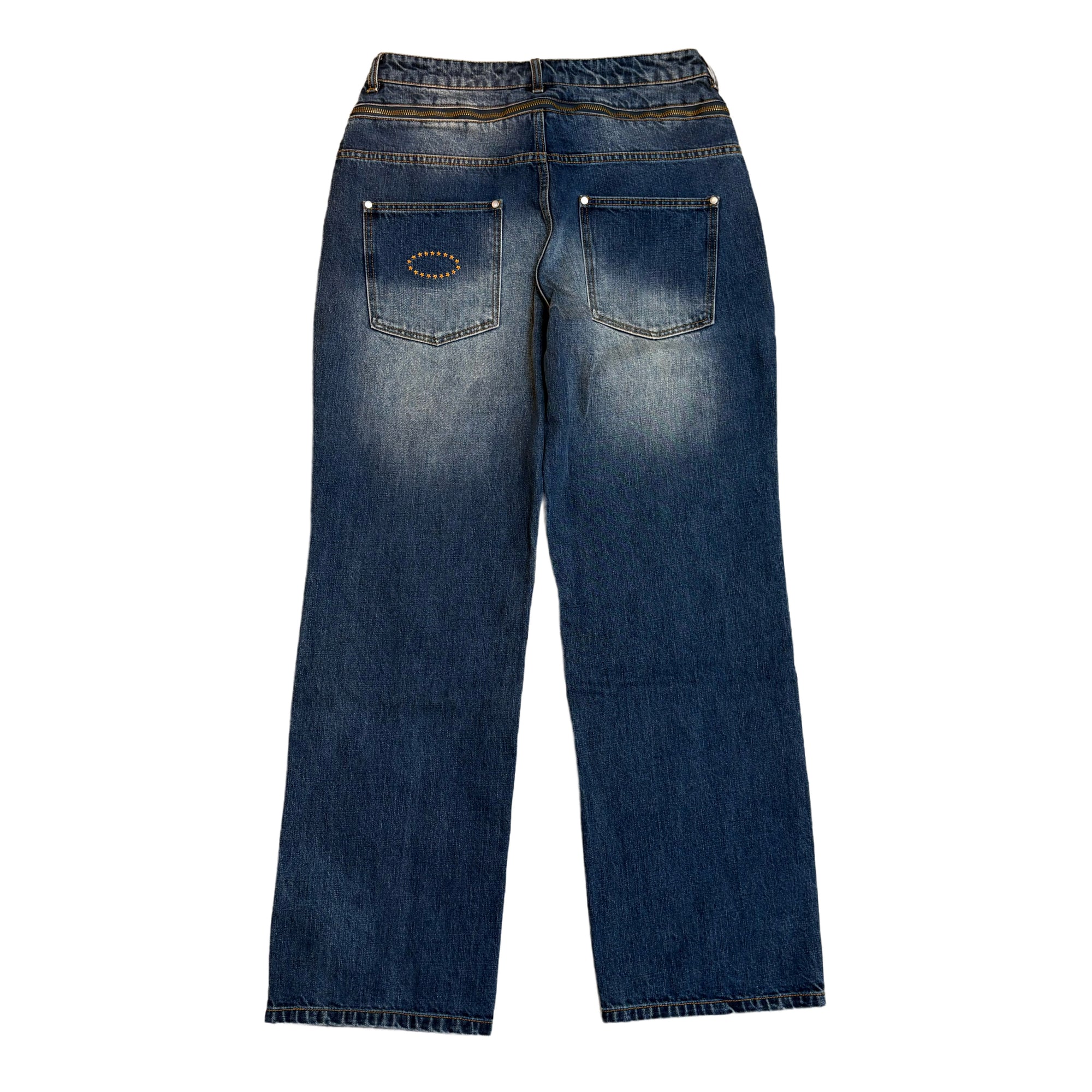 STUDDED BACK ZIP JEANS