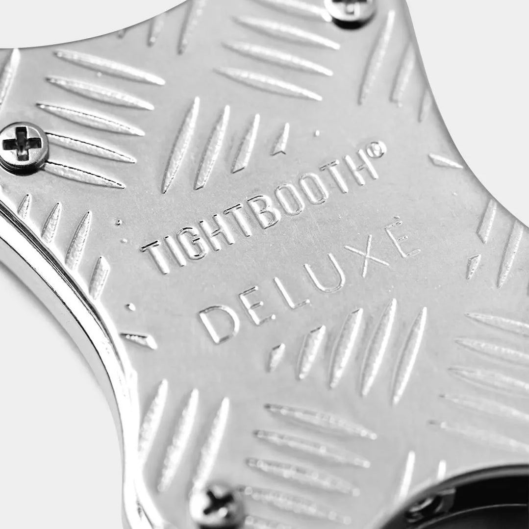 CHECKER PLATE CARABINER (TIGHTBOOTH x DELUXE)