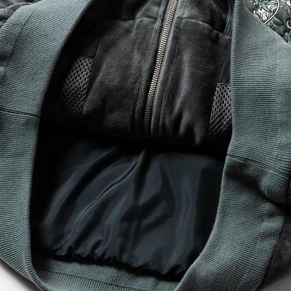 VELOUR SOUVENIR JKT (TIGHTBOOTH x DELUXE)