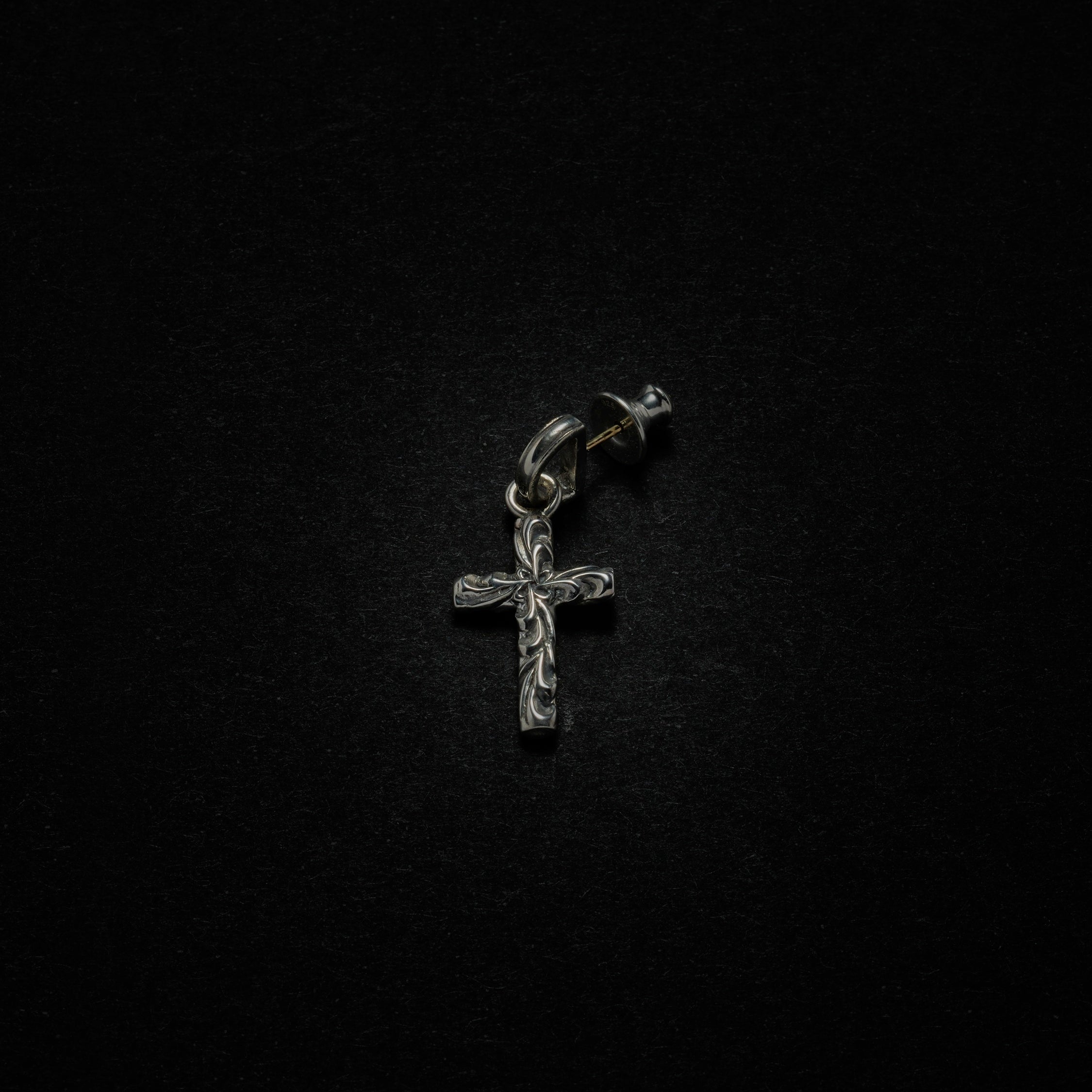 アクセサリー Ornament Cross Earring Antidote BUYERS CLUB (アンチドート) Ornament Cross Earring(Silver
