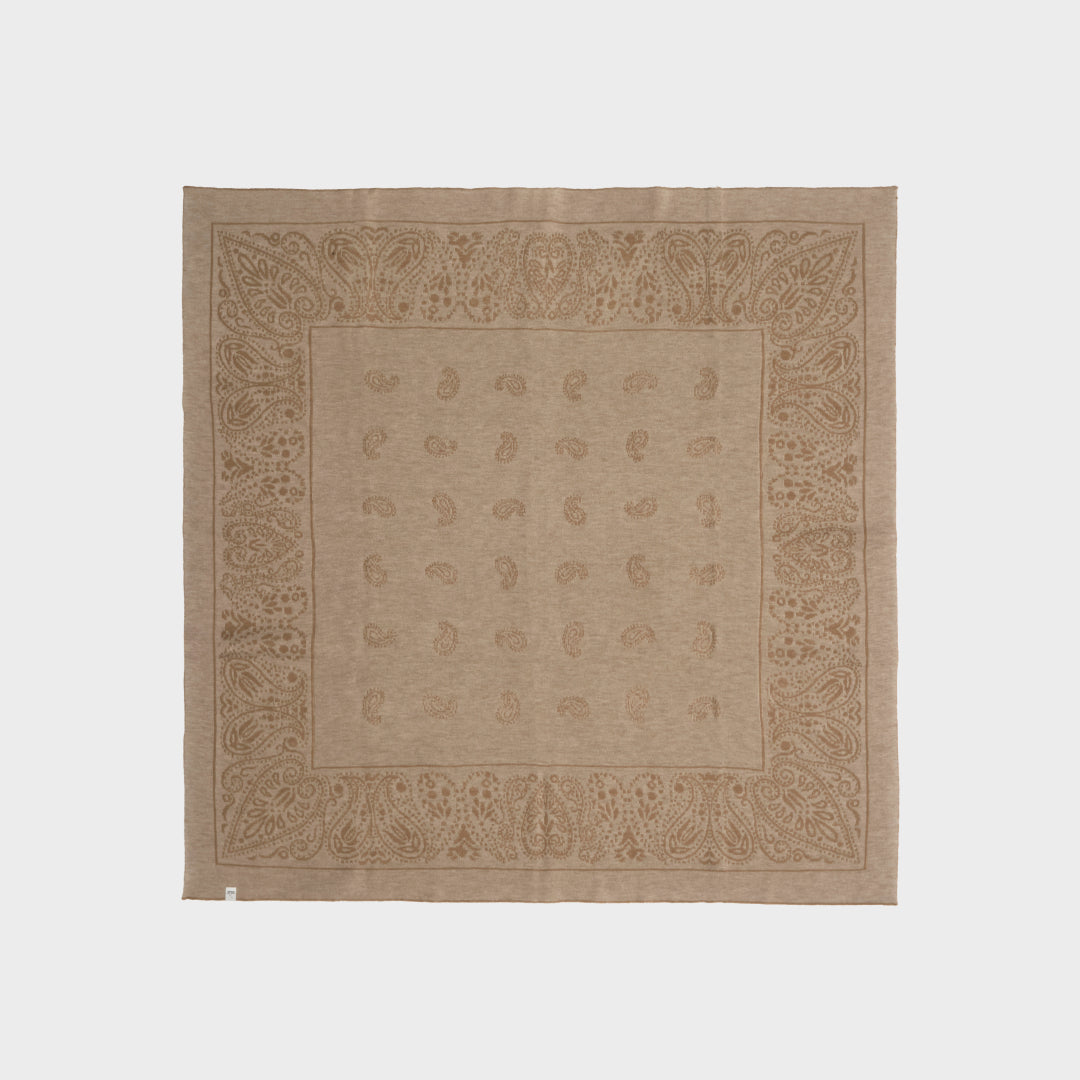 REVERSIBLE KNIT BANDANA STOLE