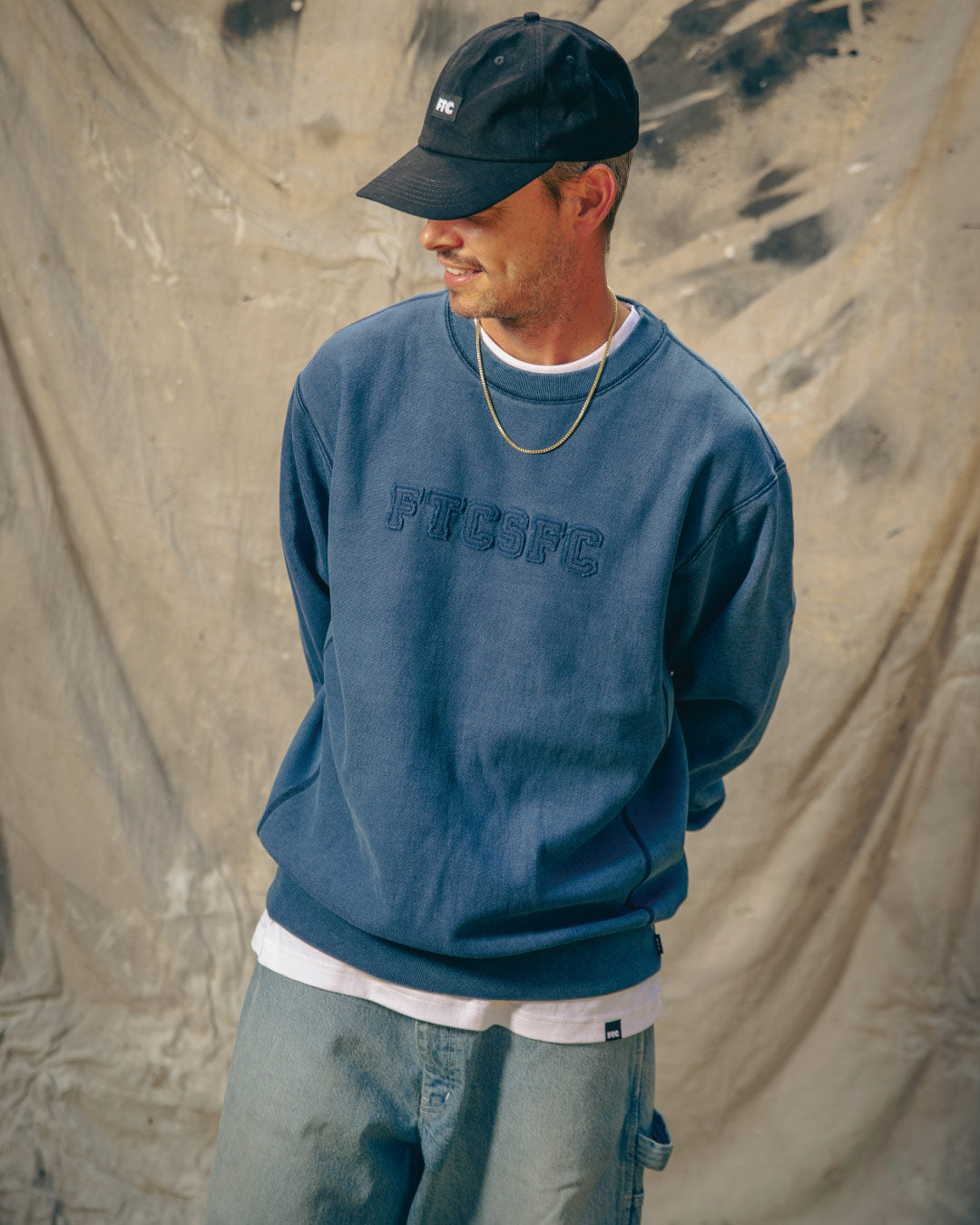 FTCSFC LOGO APPLIQUE CREW NECK