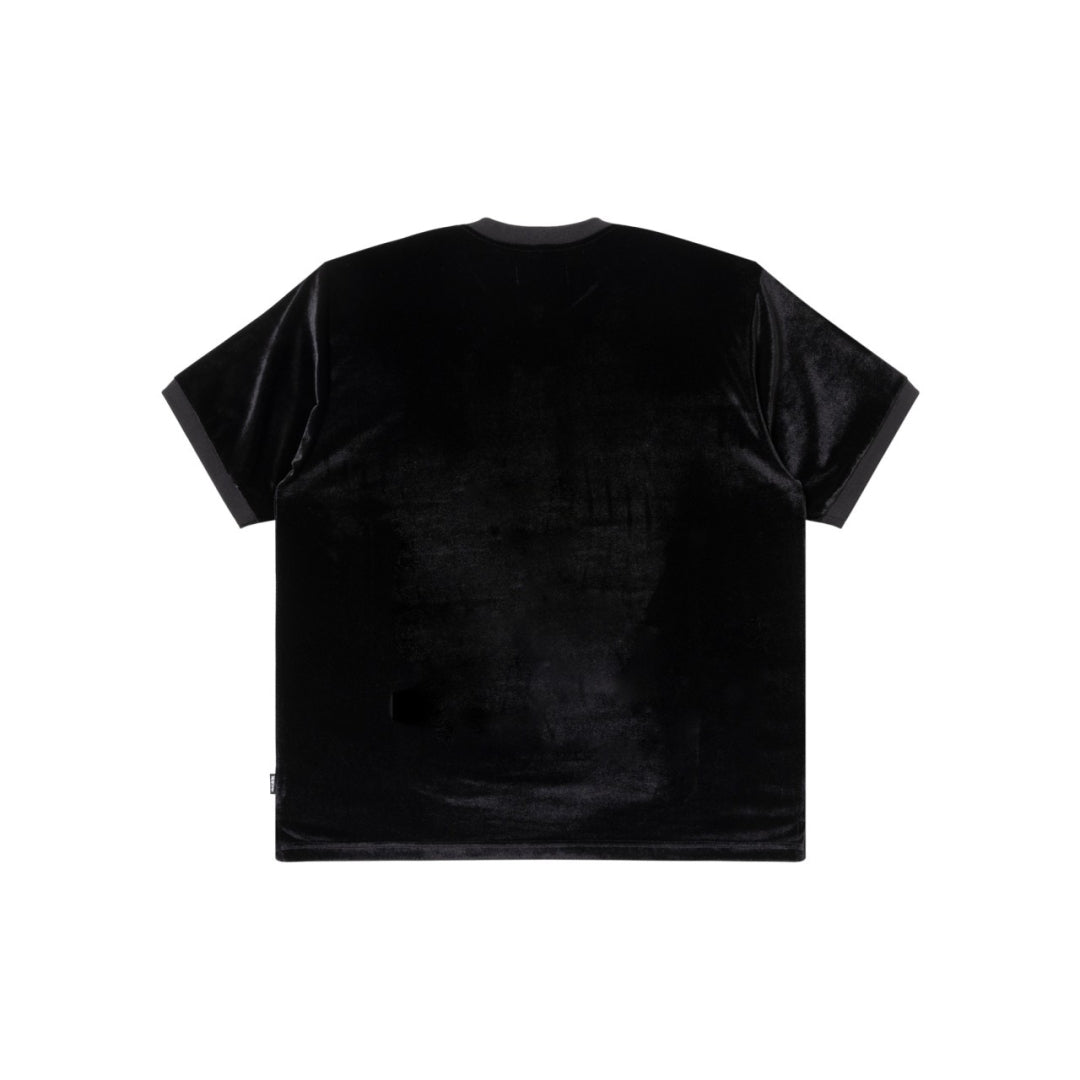 HWC LABEL EMBROIDERED VELOUR V NECK S/S SHIRT