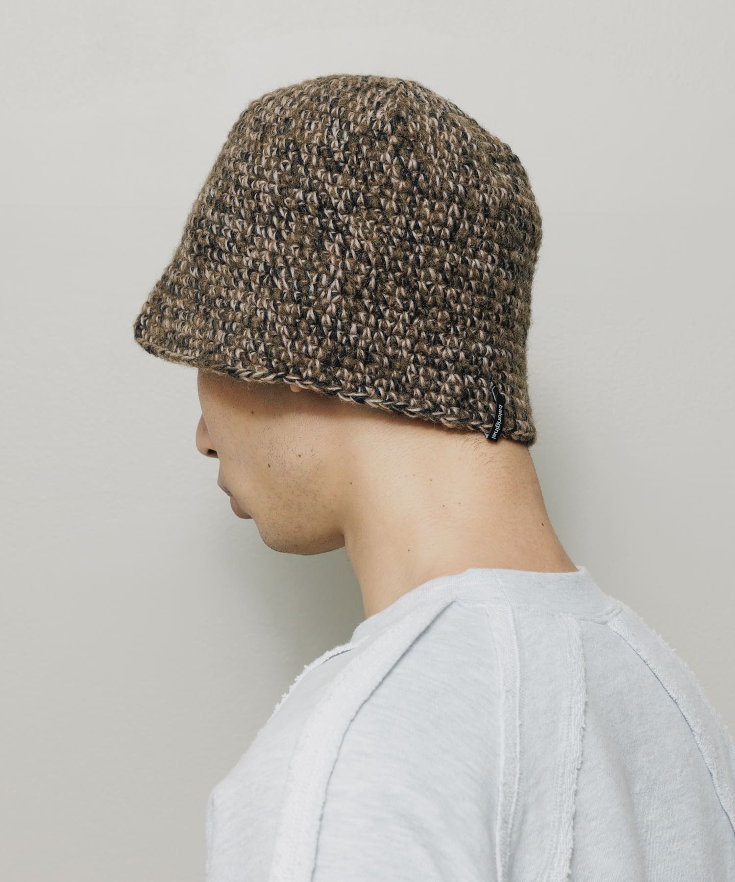MIXED HAND KNIT BUCKET HAT