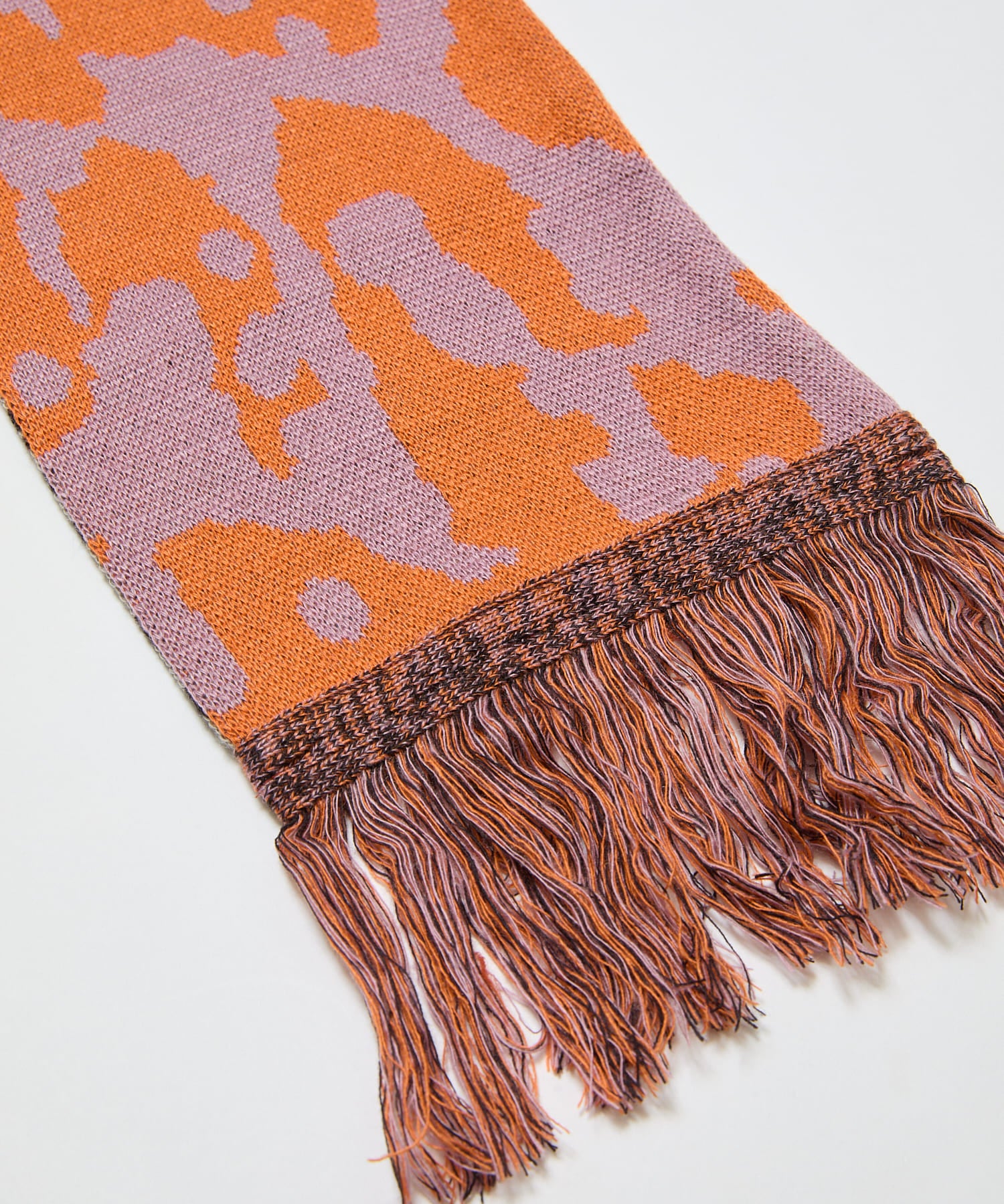 JACQUARD KNIT SOCCER SCAR