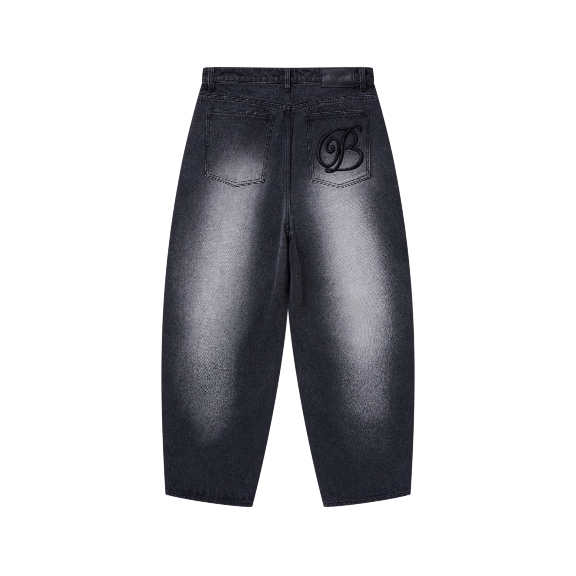 EMBLEM EXTRA BAGGY JEANS