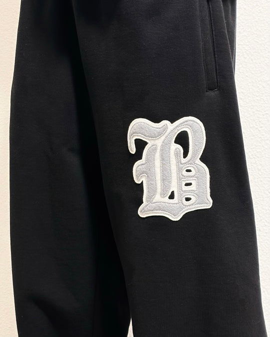 BIG B PATCH BAGGY SWEAT PANTS