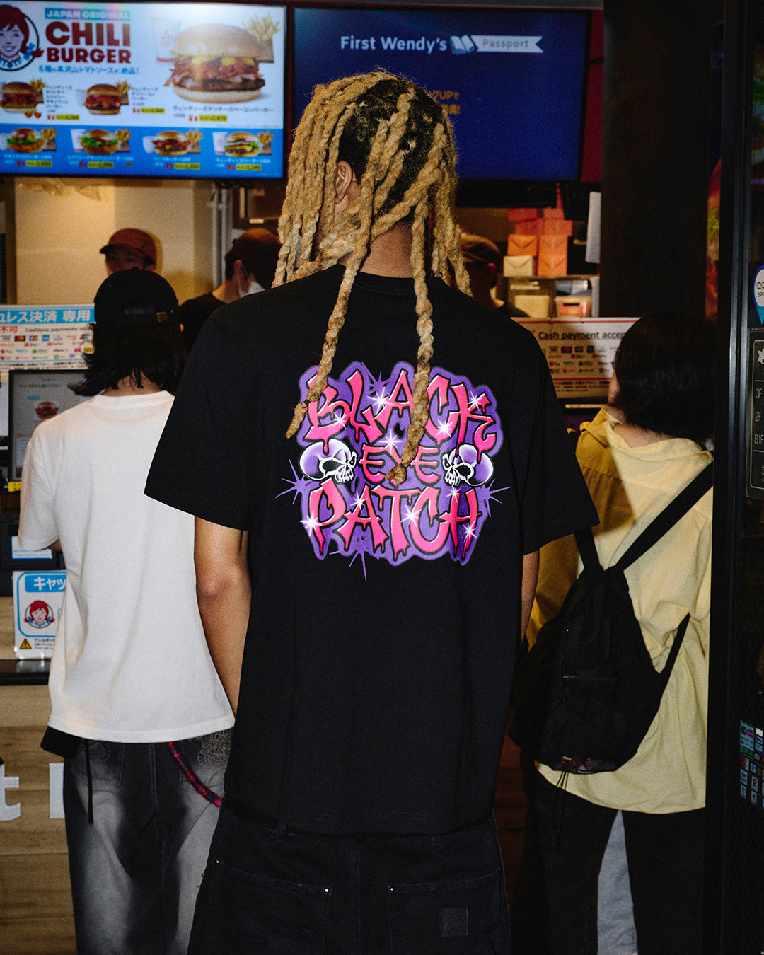 CROSSBONES SMALL OG GRAFFITI TEE