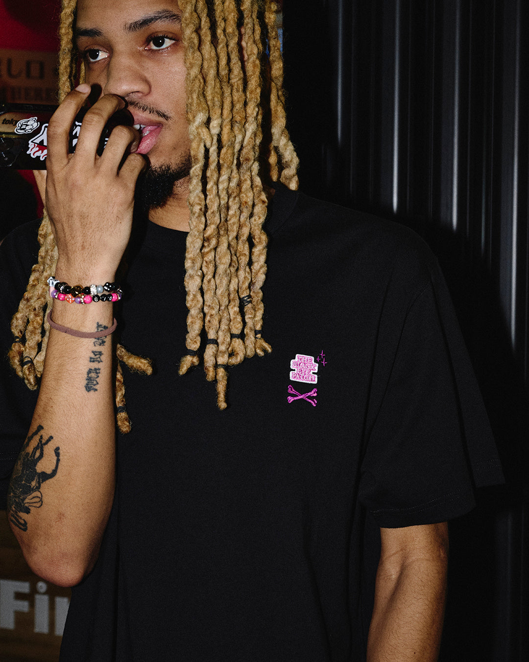 CROSSBONES SMALL OG GRAFFITI TEE