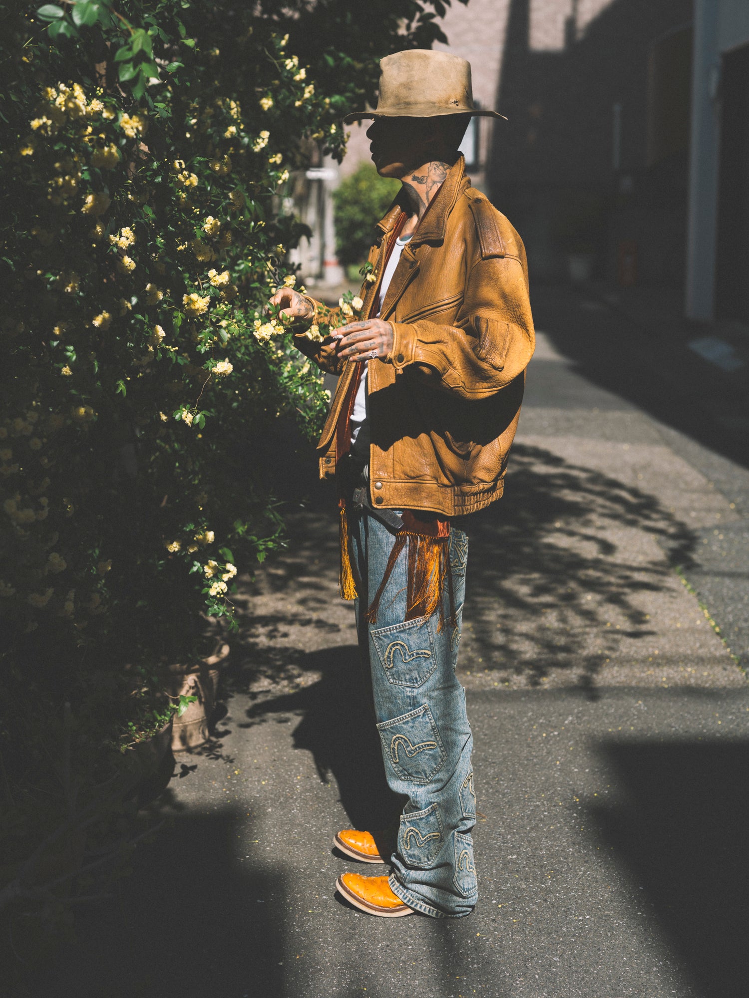 MANY POCKET DENIM PANTS(xEVISU)
