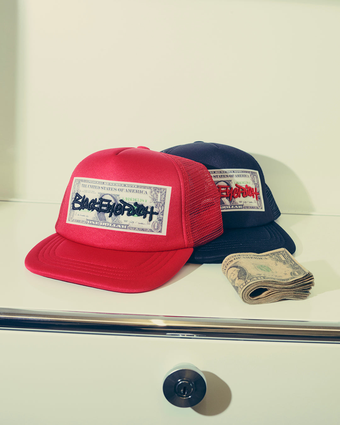 FASTHAND SCRIPT DOLLAR BILL MESH CAP