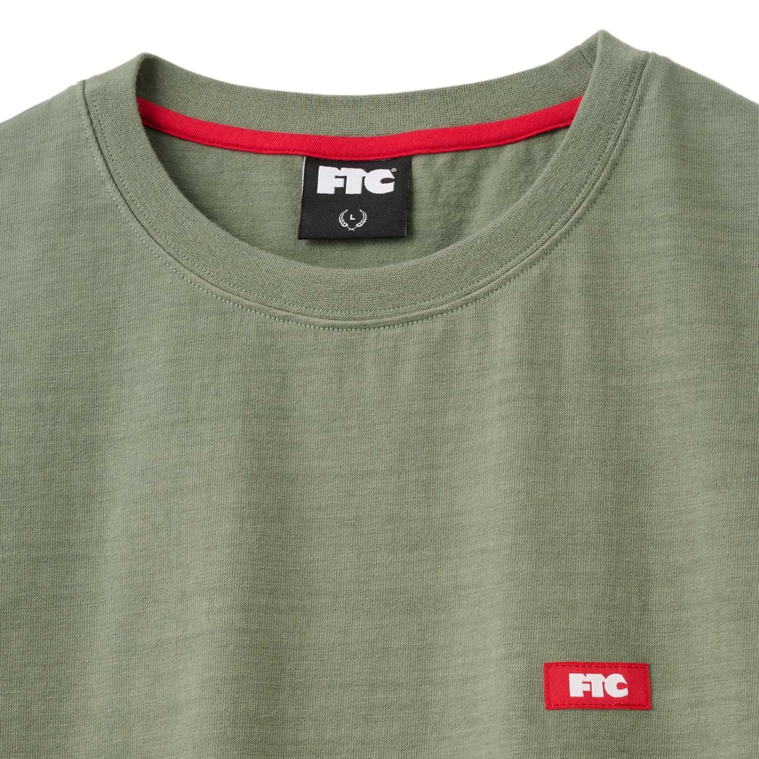 SMALL BOX LOGO TEE