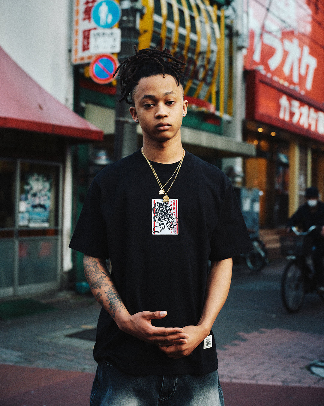OG BOY PRIORITY LABEL TEE