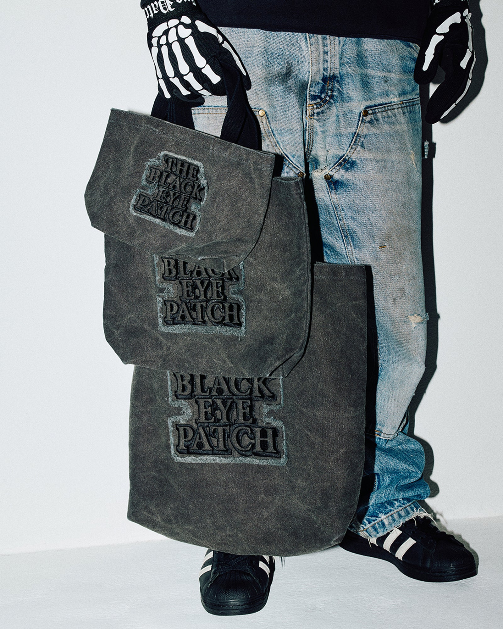 OG LABEL APPLIQUÉ LARGE TOTE