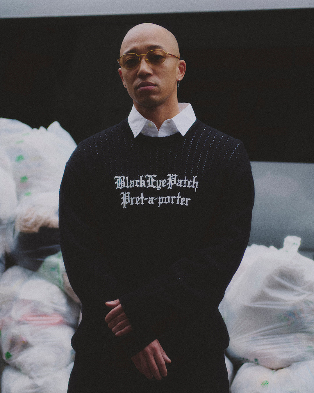 PRET-A-PORTER KNIT SWEATER