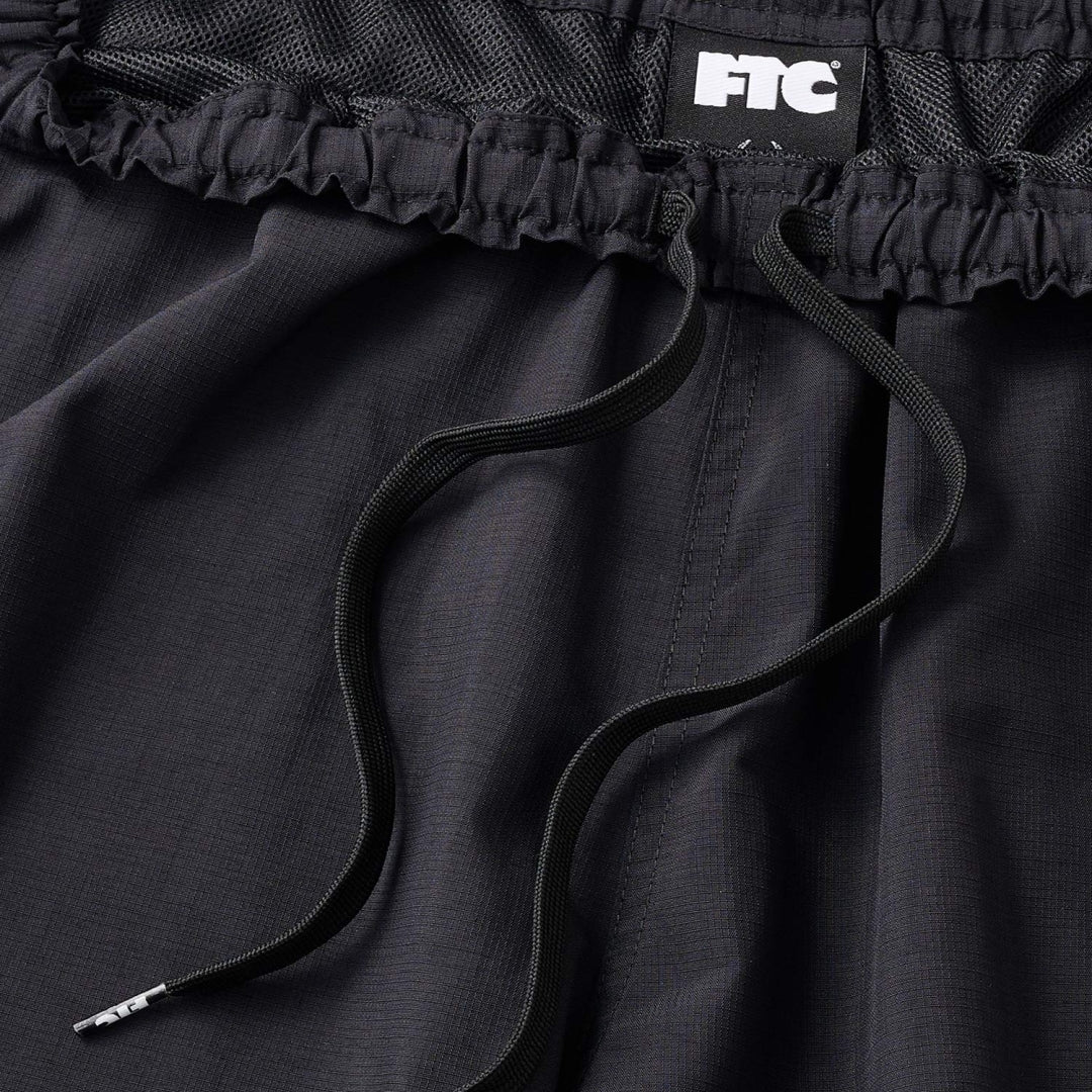 SUPPLEX®︎ NYLON SHORT